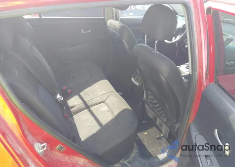 2014 Kia Sportage Lx z USA, uszkodzony, nr VIN KNDPB3AC8E7617289